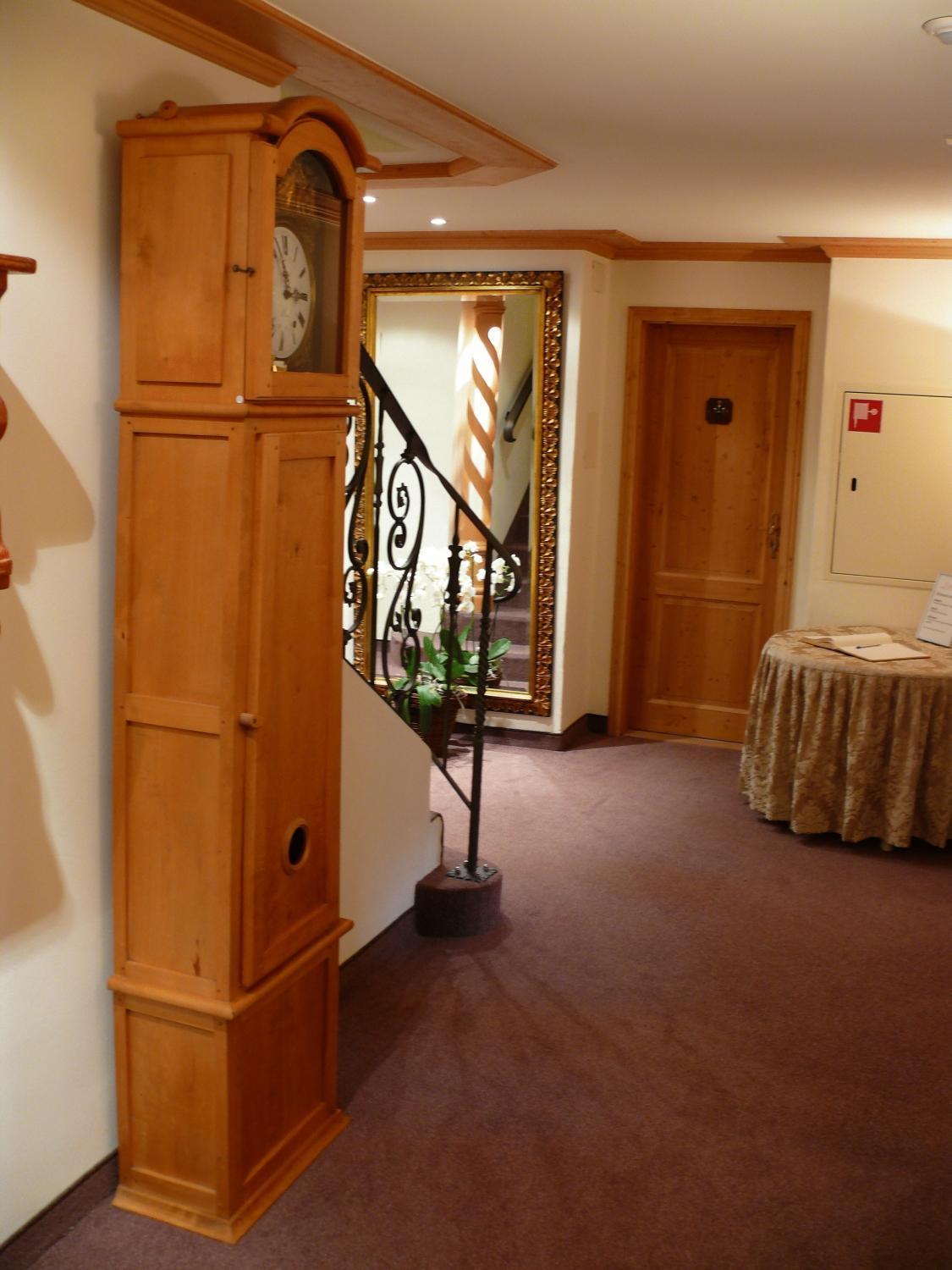 Sonnegg Hotel Zweisimmen Eksteriør billede