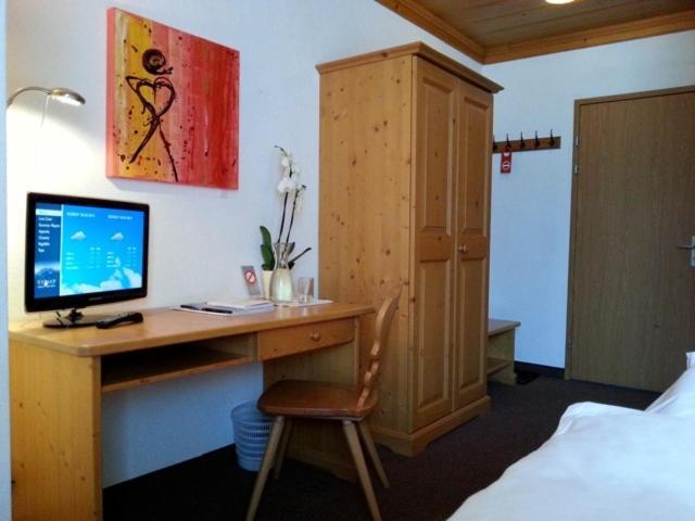 Sonnegg Hotel Zweisimmen Eksteriør billede