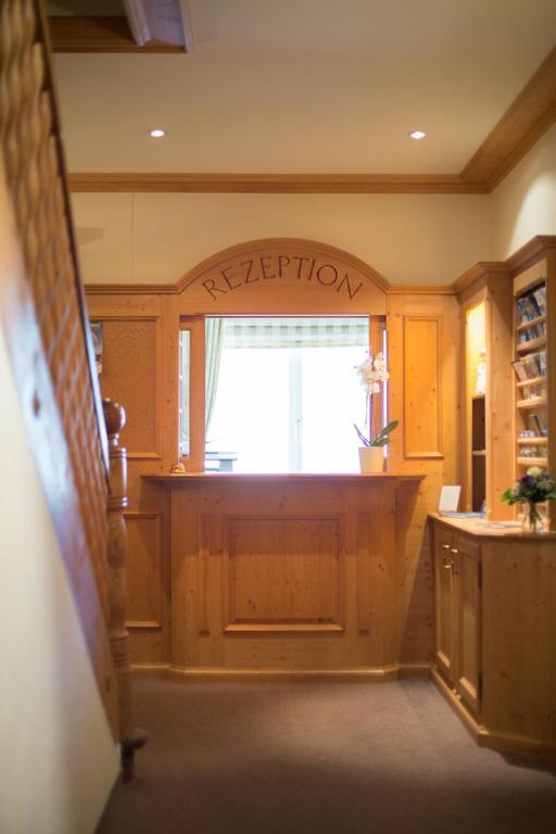 Sonnegg Hotel Zweisimmen Eksteriør billede